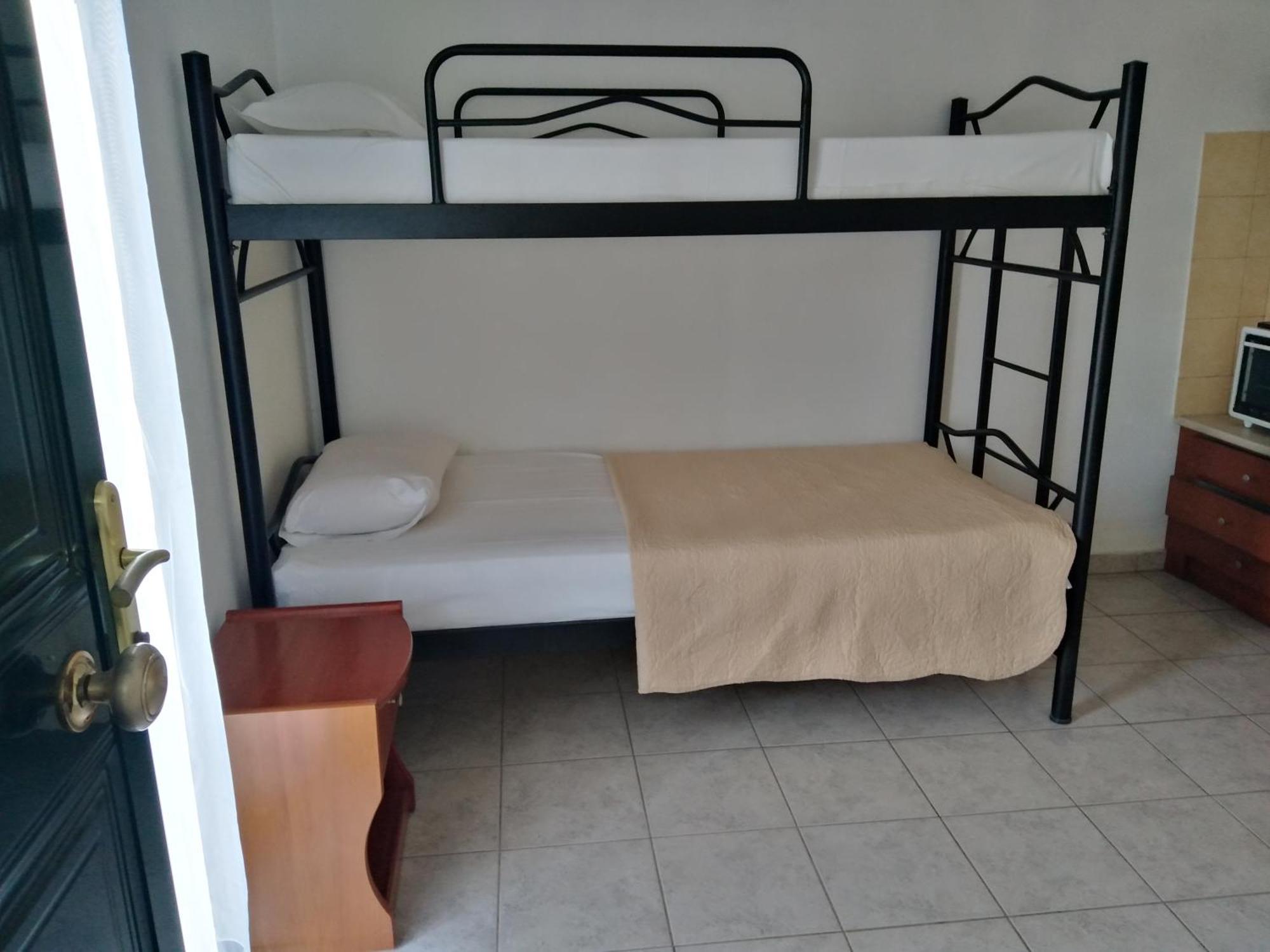 Estia Studios Kriopigi Buitenkant foto